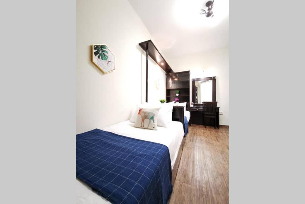Ees Whale House - Homestay 3 Min Walk To Beach Batu Ferringhi Exterior foto
